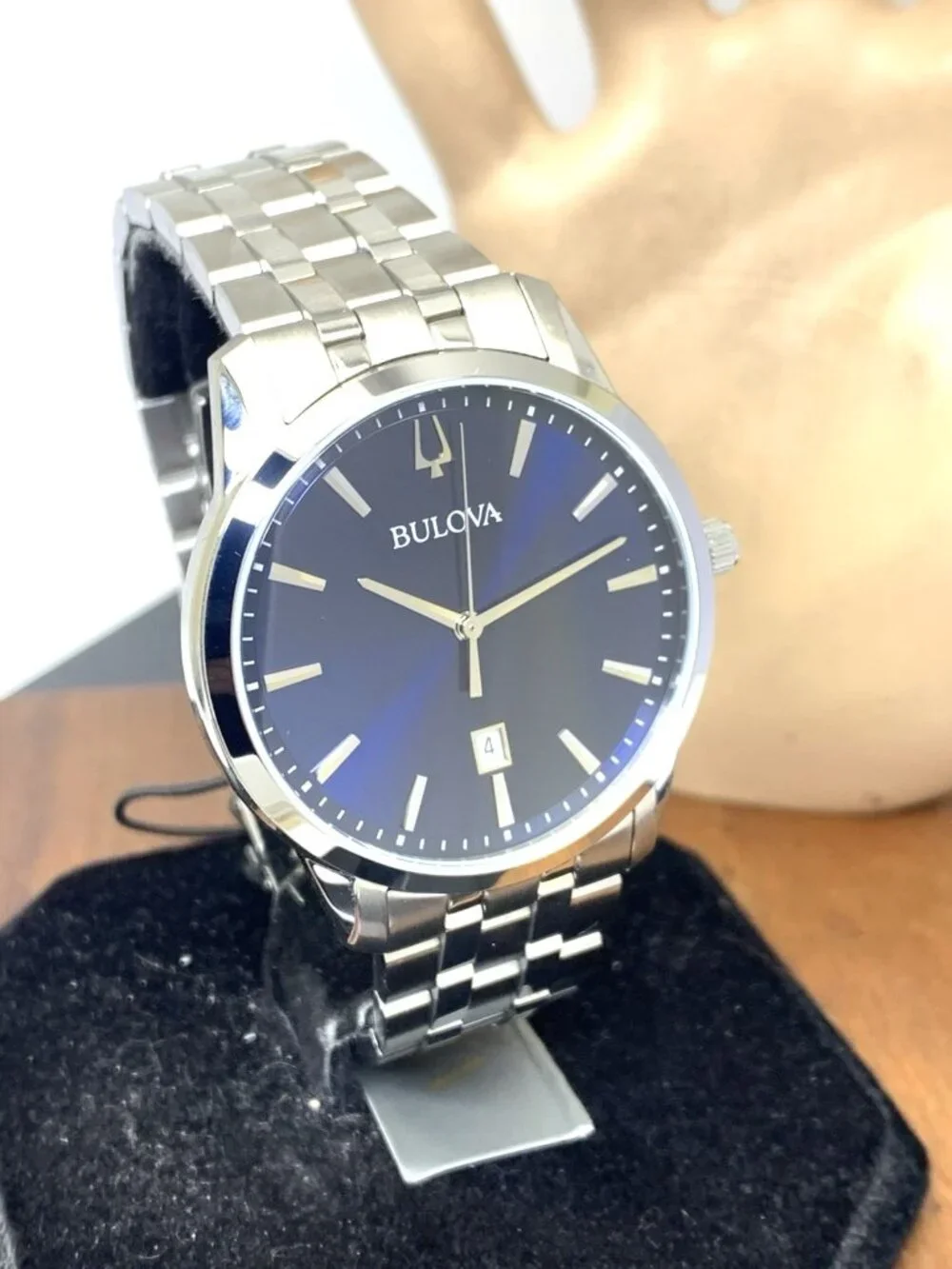 Bulova Men's Watch 96B338 Quartz Blue Dial Date Silver Stainless Steel 40mm